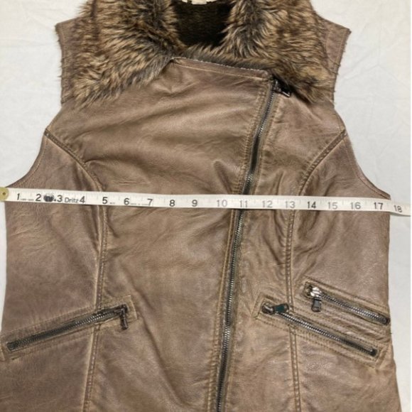 Faux Leather Fur Vest S - Picture 12 of 14